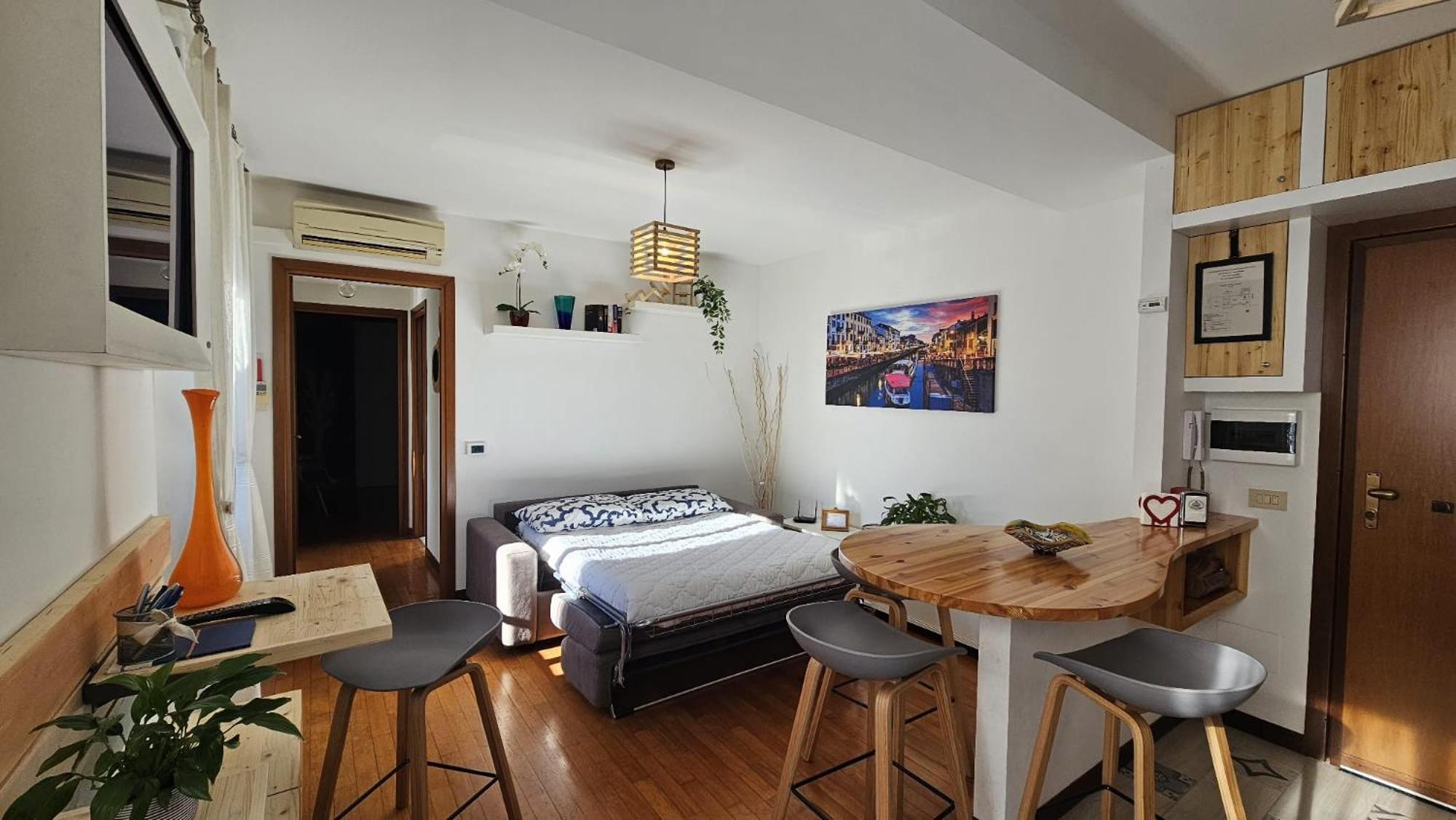 Appartamento Incantevole In Piccola Corte A โร ภายนอก รูปภาพ