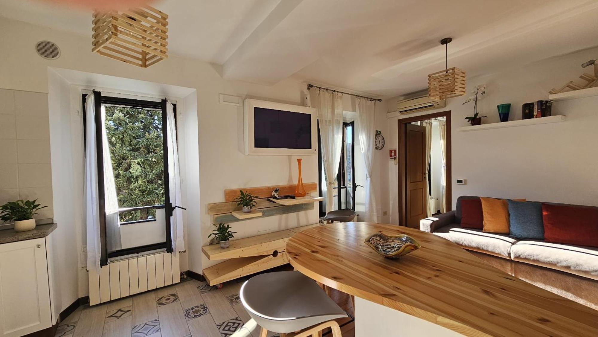 Appartamento Incantevole In Piccola Corte A โร ภายนอก รูปภาพ