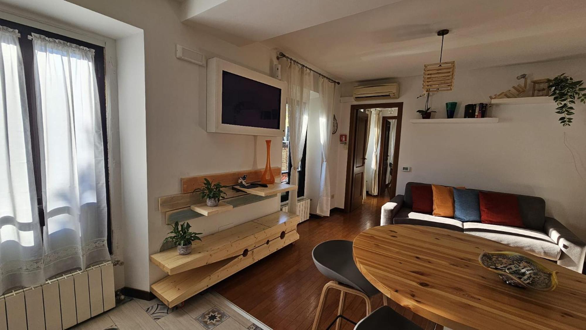 Appartamento Incantevole In Piccola Corte A โร ภายนอก รูปภาพ